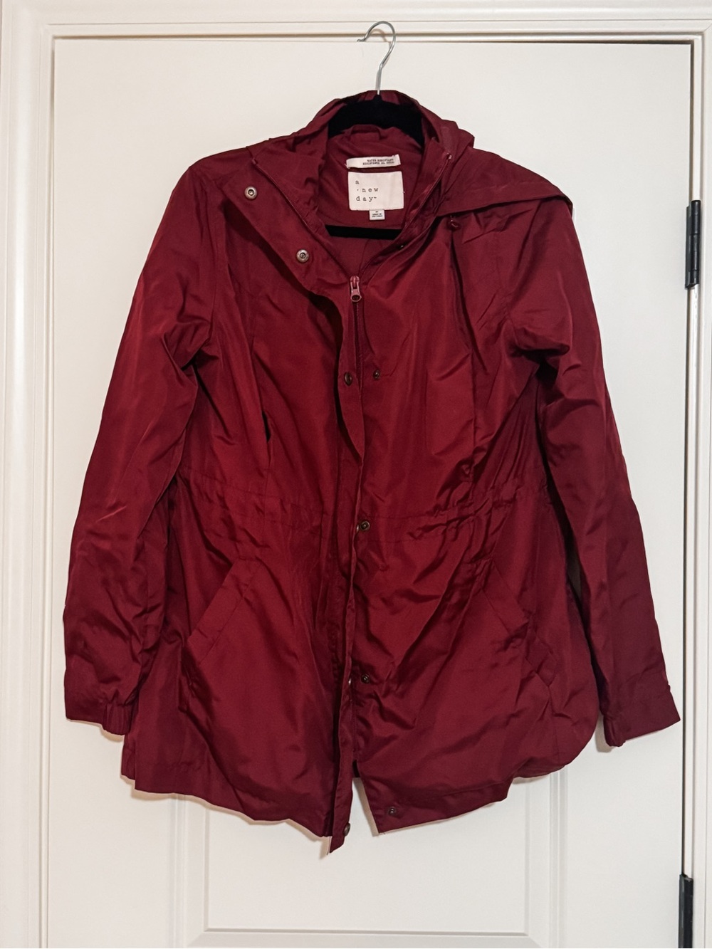 A new day burgundy water resistant rain jacket size small
